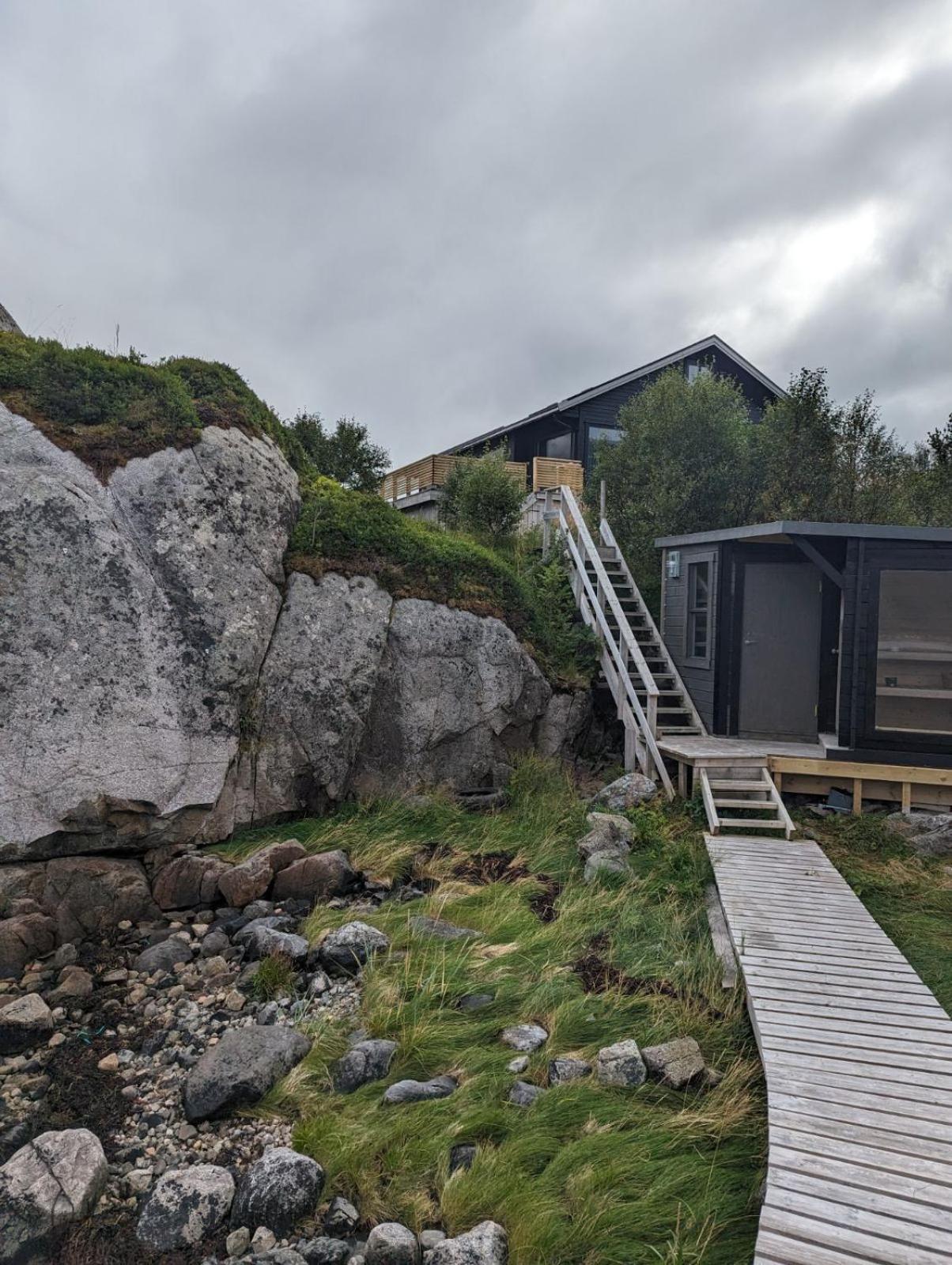 Willa Nydelig Hytte Med Fantastisk Beliggenhet Ved Sjoen Laupstad Zewnętrze zdjęcie